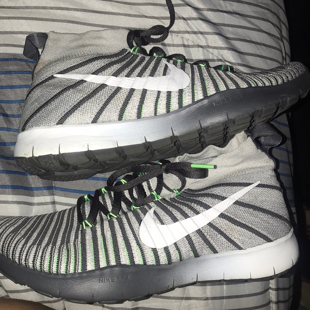 Nike Free Train Force Flyknit